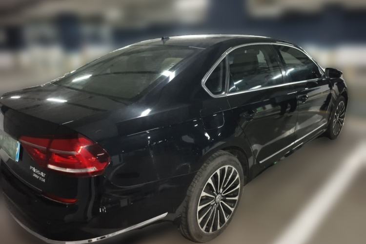Used Volkswagen Passat 2016 380TSI DSG Prestige Edition
