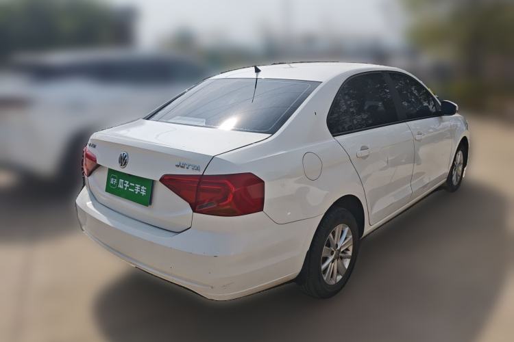 Used Volkswagen Jetta 2017 1.5L Manual Fashion Edition