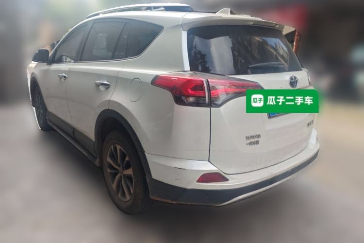 Used Toyota RAV4 2016 2.0L CVT Two-Wheel Drive Smart Edition China V Standard Rear Left 45 Deg