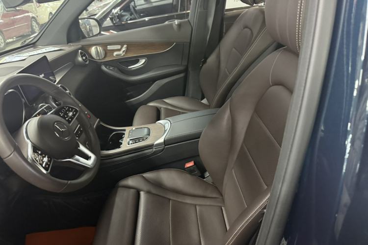 Used Mercedes-Benz GLC 2021 GLC 300 L 4MATIC Dynamic Model Left Front Seat