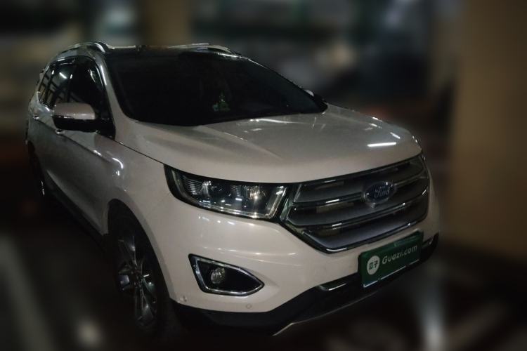 Used Ford Edge 2016 EcoBoost 330 V6 Four-Wheel-Drive Flagship Model with 7 Seats Front Right 45 Deg