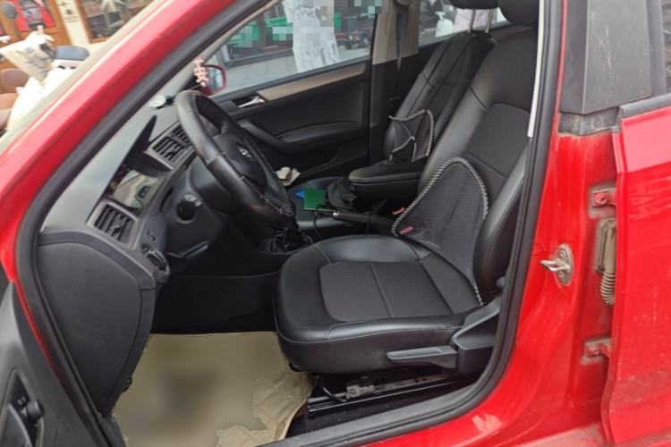 Used Skoda Rapid Spaceback 2014 1.6L Manual Enjoyment Edition
