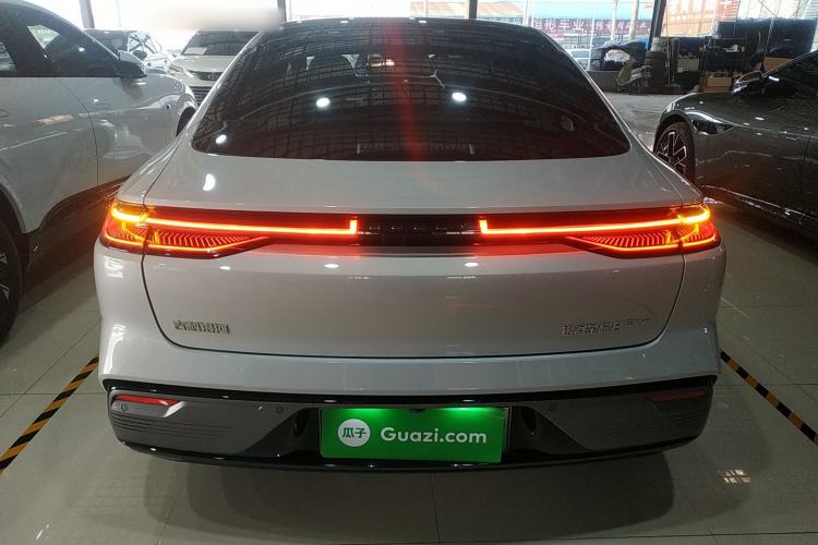 Used Geely Galaxy 8 2025 130km EM-i Flagship Edition
