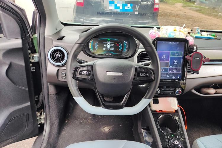 Used Chery Little Ant 2022 Restyled Version Sweet Pink Edition Half-Sugar Version 30.6 kWh 30 kW 301 km