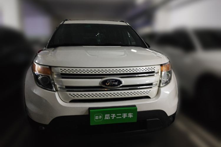 Used Ford Explorer 2013 3.5L Deluxe Model
