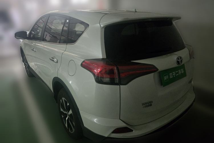 Used Toyota RAV4 2016 2.0L CVT 4x4 New Edition China V Standard
