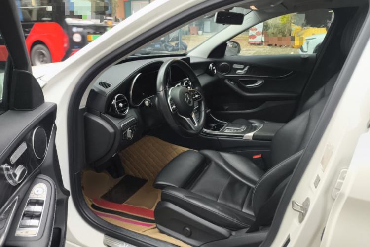 Used Mercedes-Benz C-Class 2019 Restyled C 260 L Sport Edition Driver Seat