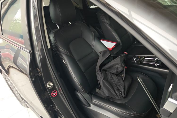 Used Mazda CX-5 2021 2.0L Automatic Two-Wheel Drive Smart Version Right Front Seat