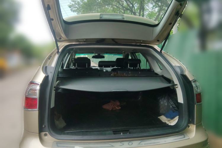 Used BYD S6 2014 1.5TI Manual Luxury 5-Seater
