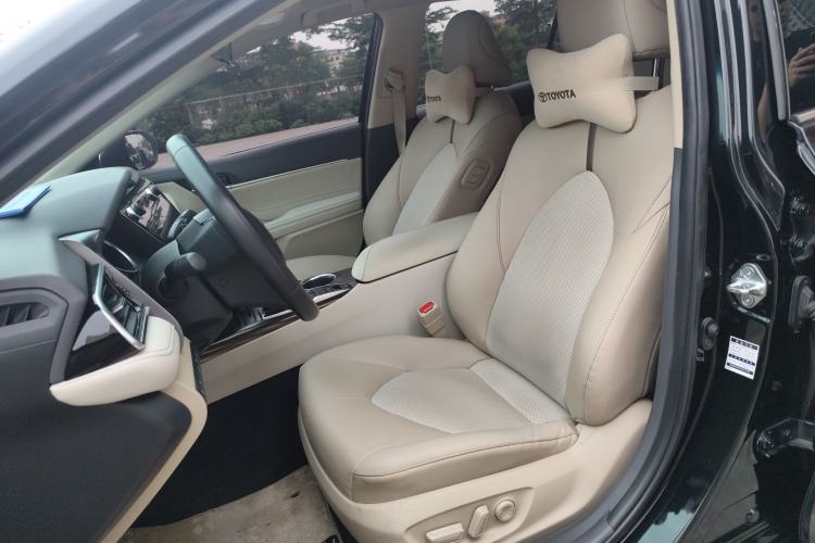 Used Toyota Camry 2019 Revised Version 2.0G Luxury Edition