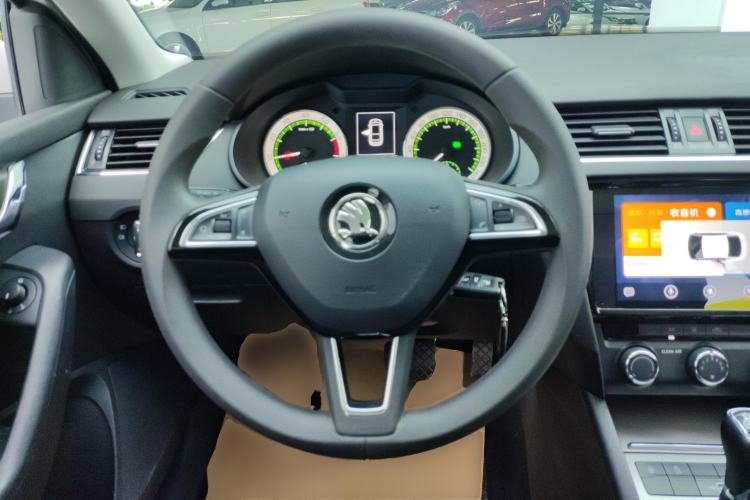 Used Skoda Octavia 2020 TSI230 DSG SmartDrive Luxury Edition
