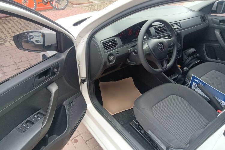 Used Volkswagen Santana 2018 1.5L Manual Fashion Edition Driver Seat