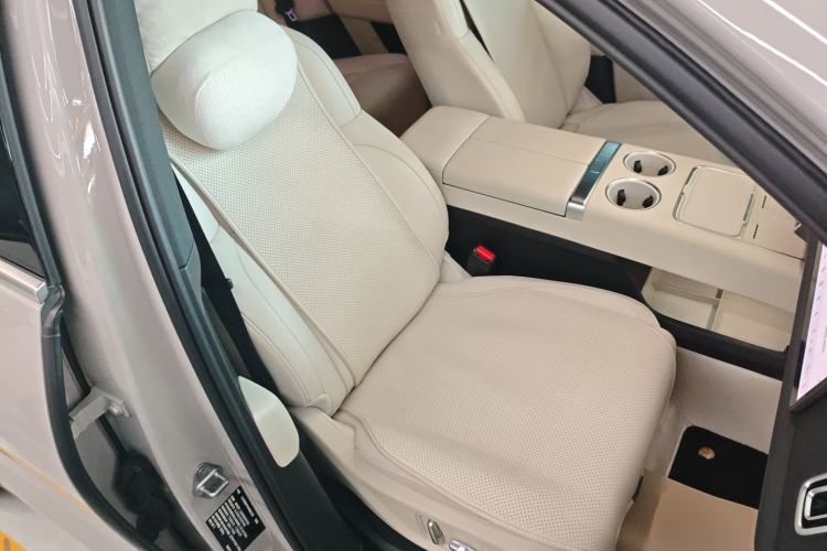 Used Li Auto L6 2024 Pro Model
