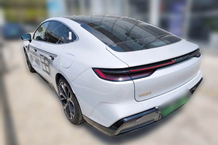 Used Geely Galaxy E8 2025 700 km Long-Range Intelligent Driving Version Rear Left 45 Deg