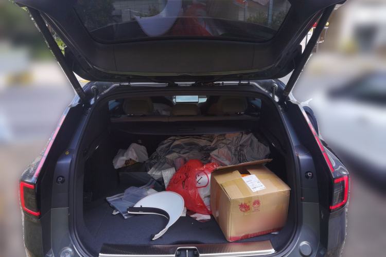 Used Volvo Volvo XC70 Plug-in Hybrid 2026 Model Two-Wheel Drive Long-Range Core
