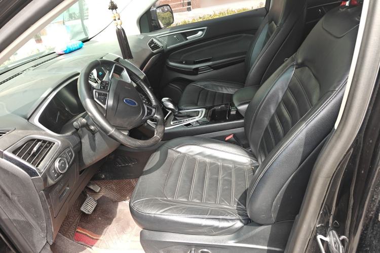 Used Ford Edge 2015 2.0T GTDi Two-Wheel-Drive High-Line Version