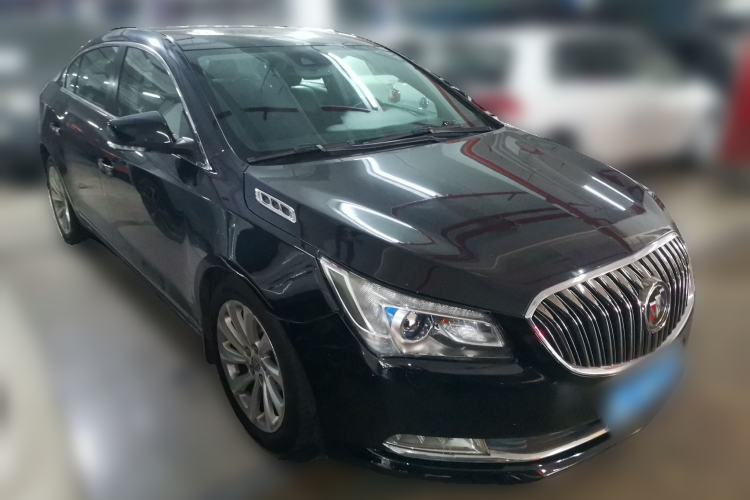 Used Buick LaCrosse 2013 2.0T SIDI Smart Luxury Flagship Edition Front Right 45 Deg