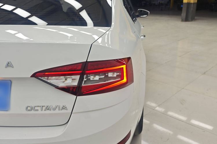 Used Skoda Octavia 2020 1.5L Automatic SmartDrive Luxury Edition