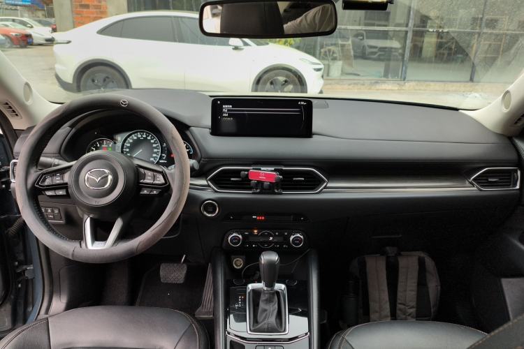 Used Mazda CX-5 2024 2.0L Automatic Two-Wheel Drive Zhiya Pro Center Console