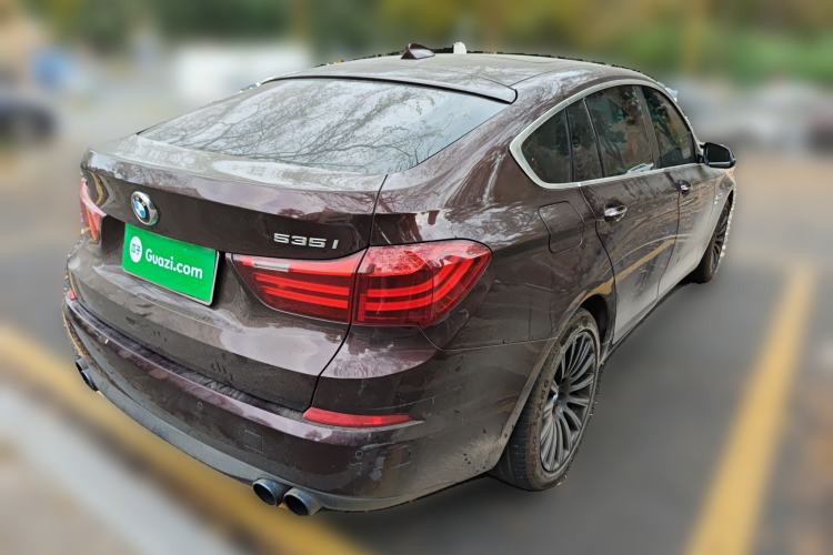 Used BMW 5 Series GT 2014 535i Leading Model Rear Right 45 Deg