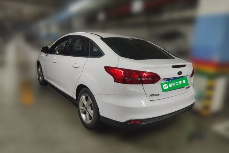 Used Ford Focus 2015 Sedan 1.6L Manual Comfort Model
