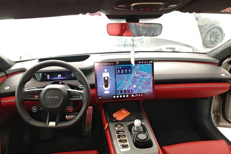 Used Xiaomi Auto SU7 2024 Four-Wheel Drive Ultra-Long Range Advanced Intelligent Driving Max Edition
