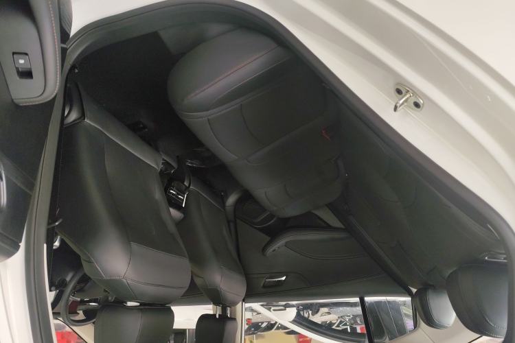 Used Roewe i5 2024 1.5L CVT Luxury Edition Interior 2