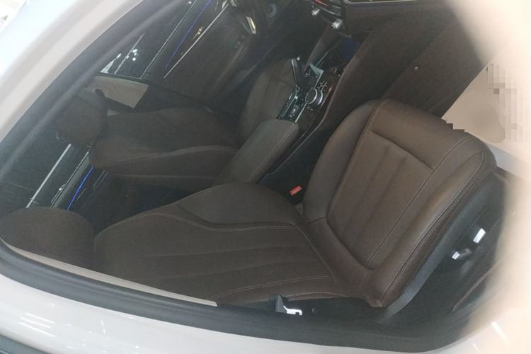 Used BMW 5 Series 2019 525Li Luxury Package