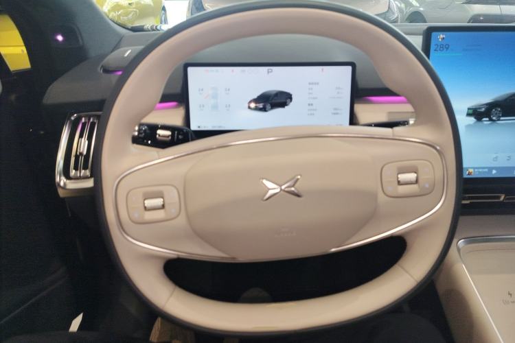 Used XPeng P7+ 2024 Long-Range Max Steering Wheel