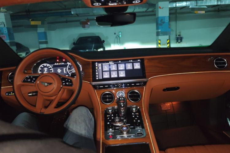 Used Bentley Continental 2020 4.0T GT V8 Center Console