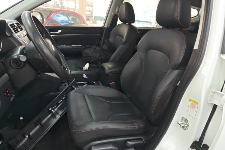 Used Haval M6 2019 1.5T Manual Two-Wheel Drive Elite Version China V Standard
