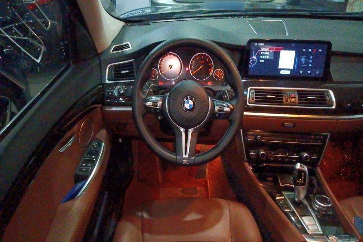 Used BMW 5 Series GT 2014 528i Leading Model