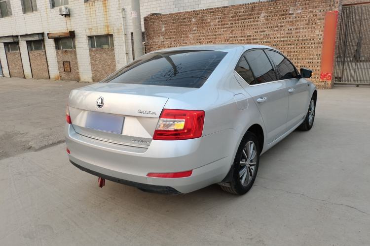 Used Skoda Octavia 2017 1.6L Automatic Chuanxing Edition
