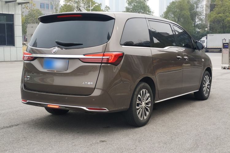 Used Buick GL8 2023 Facelifted Land Cruiser Executive Luxury Version