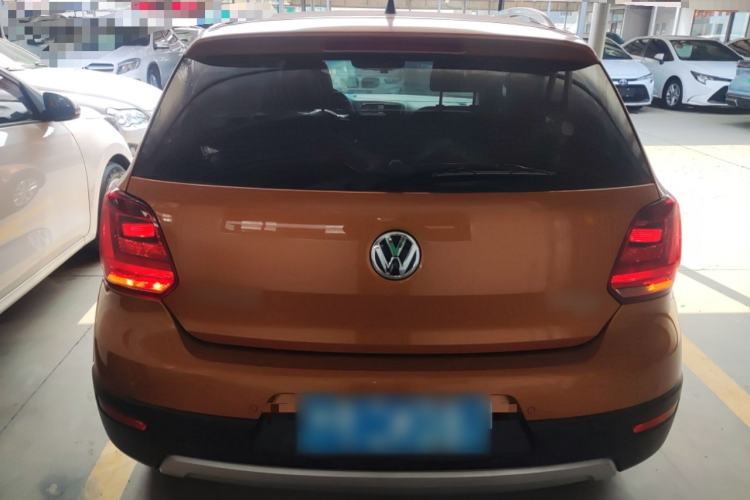 Used Volkswagen Polo 2016 1.6L Cross Polo Automatic Rear