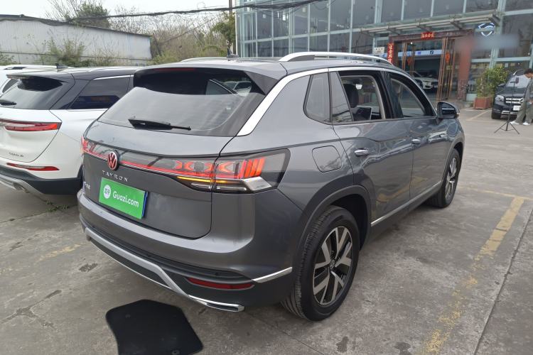 Used Volkswagen Tayron 2023 300TSI Two-Wheel-Drive Luxury Plus Advanced Edition Rear Right 45 Deg