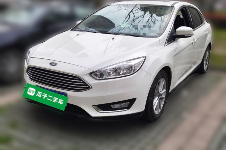 Used Ford Focus 2015 Sedan 1.6L Manual Fashion Edition