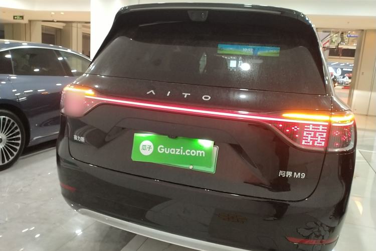 Used Hima AITO M9 2025 Extended-Range Ultra Version 52 kWh 5-Seater Edition Rear