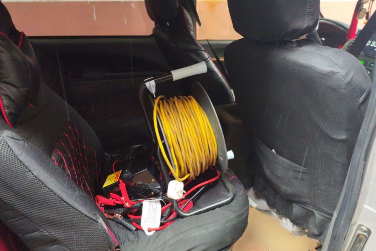 Used FORTHING Lingzhi 2013 M5 Q3 2.0L 7-seat Long-wheelbase Luxury Model