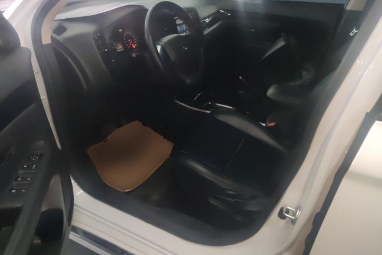 Used Mitsubishi Outlander 2021 Revised Version 2.0L Two-Wheel Drive Comfort Edition 5 Seats
