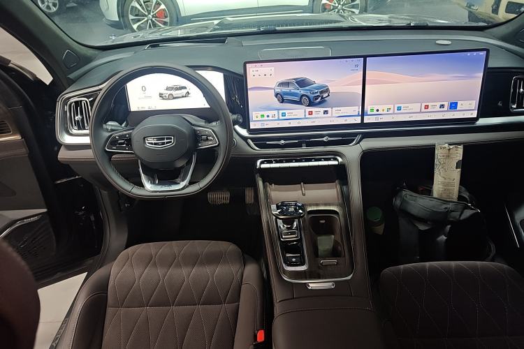 Used Geely Auto Monjaro L 2026 Model Oriental Yao 2.0TD Automatic Xiaohan Edition Center Console