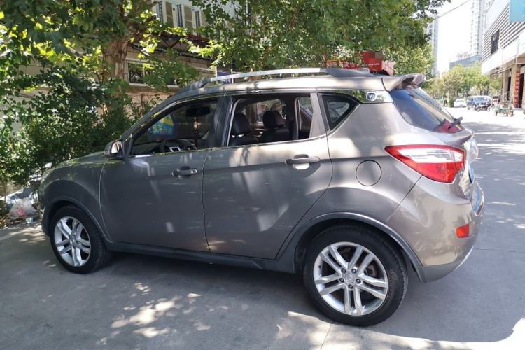 Used Changan CS35 2016 1.6L Manual Luxury Model China V Standard