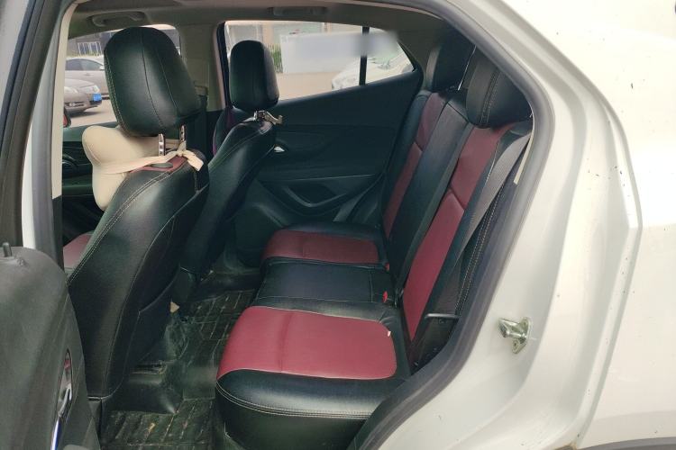 Used Buick Encore 2016 18T Automatic Two-Wheel Drive Urban Leading Edition Left Rear Seat