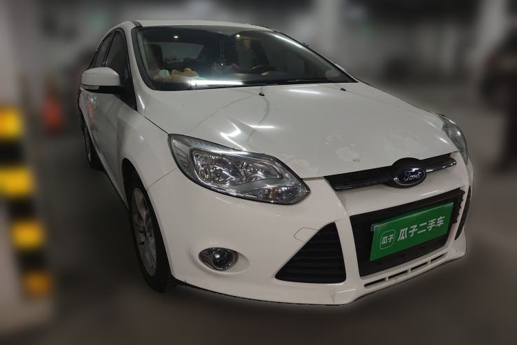 Used Ford Focus 2012 Sedan 1.6L Automatic Fashion Edition