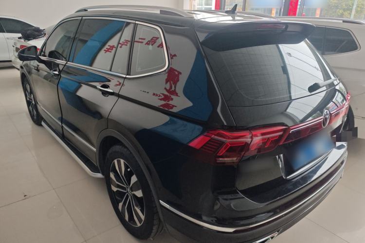 Used Volkswagen Tiguan L 2022 330TSI Automatic Two-Wheel Drive R-Line Enhanced Edition
