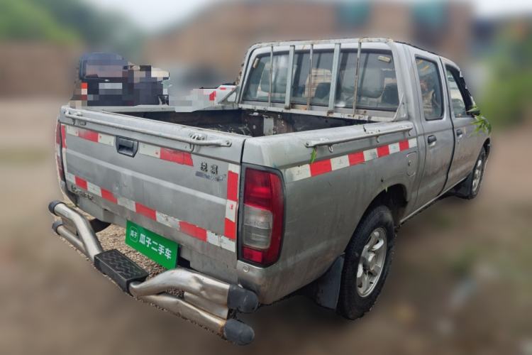 Used Dongfeng Ruichi 2013 3.2T Xingye Edition Diesel Two-Wheel Drive Standard Type CYQD80-E4