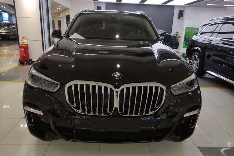 Used BMW X5 2022 Restyled xDrive 30Li Luxury Version M Sport Package
