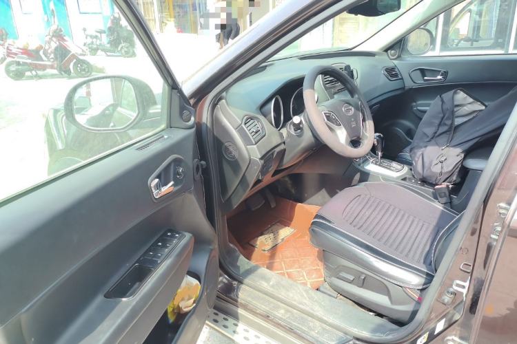 Used GAC Trumpchi GS5 2014 2.0L Automatic Two-Wheel Drive Anniversary Value Edition Driver Seat