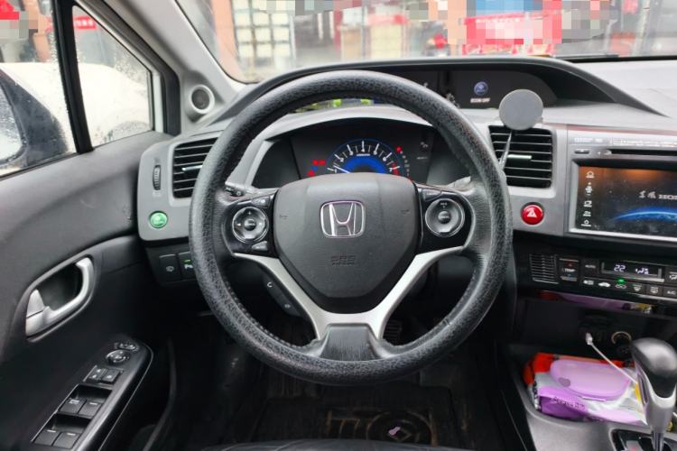 Used Honda Civic 2014 1.8L automatic luxury edition