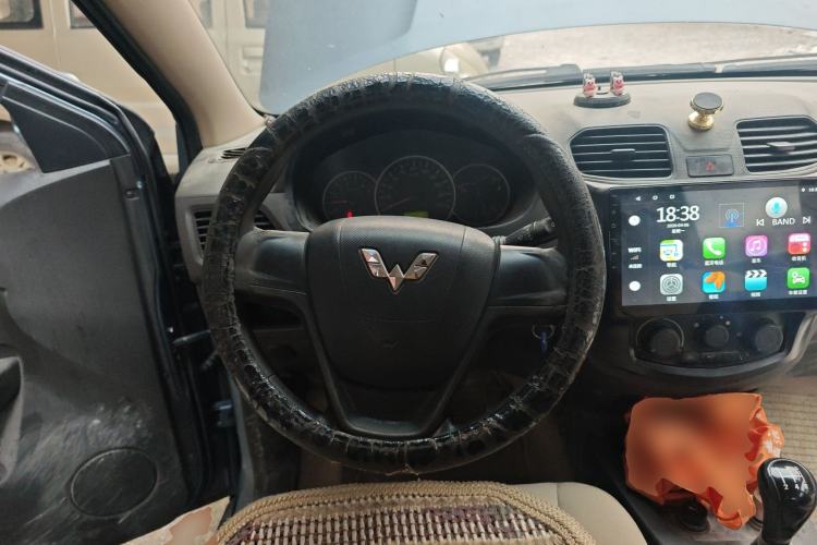 Used Wuling Hongguang 2014 1.2L Standard Model China IV
